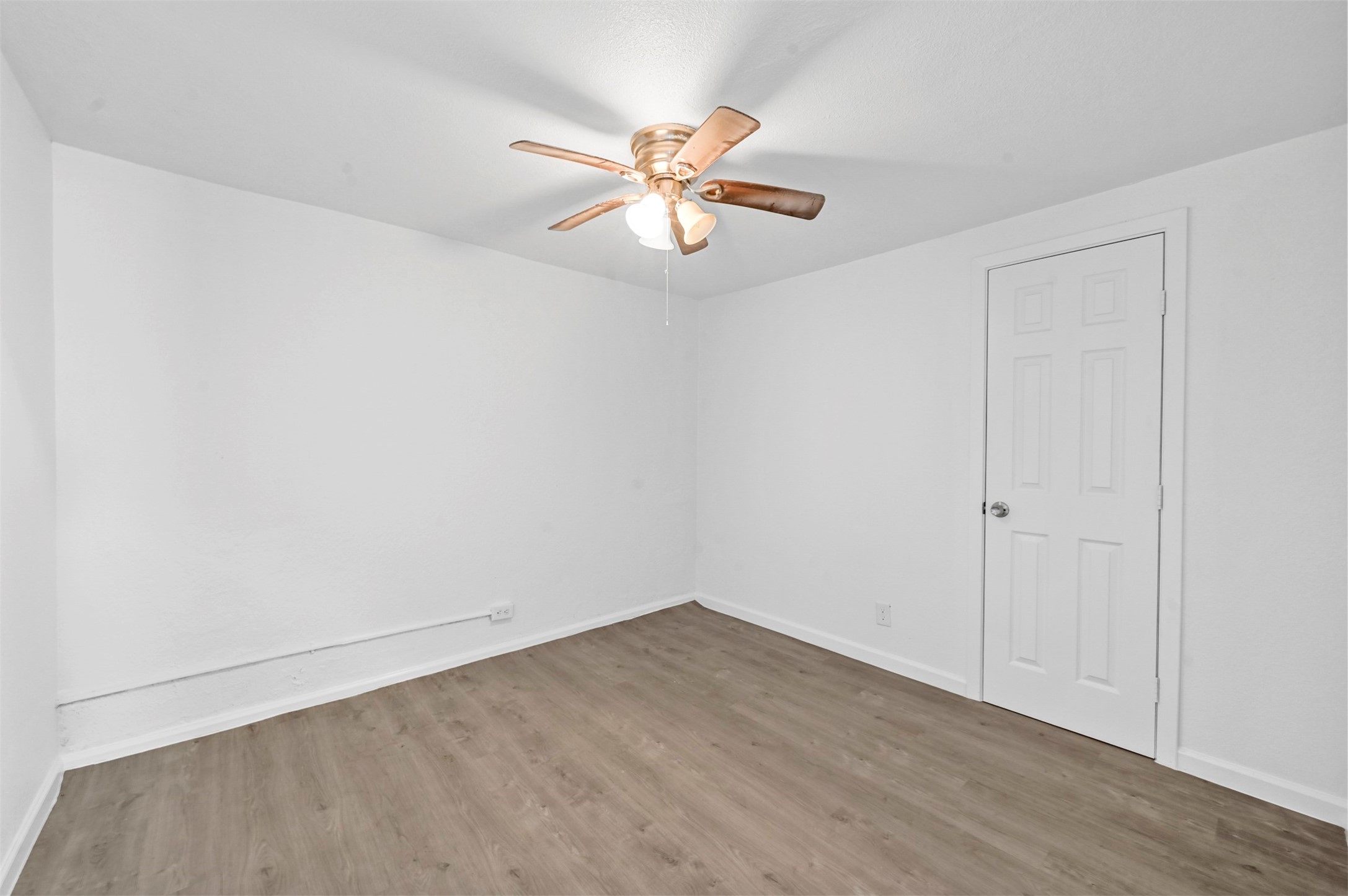 120 E Monterey Street Denison TX 75021