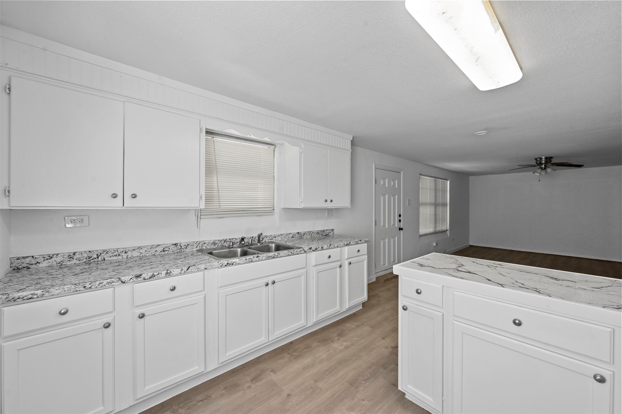 120 E Monterey Street Denison TX 75021