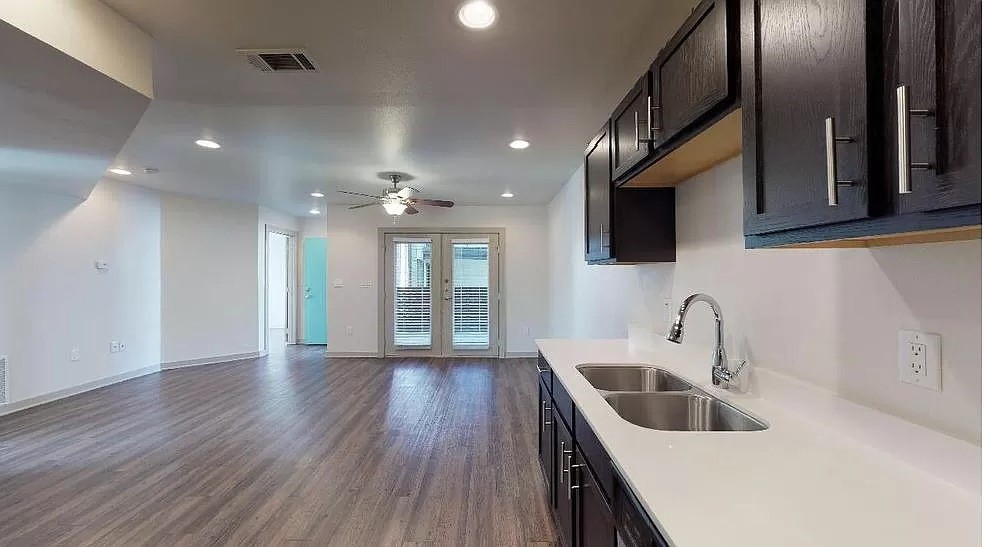 1925 Moser Avenue Dallas TX 75206