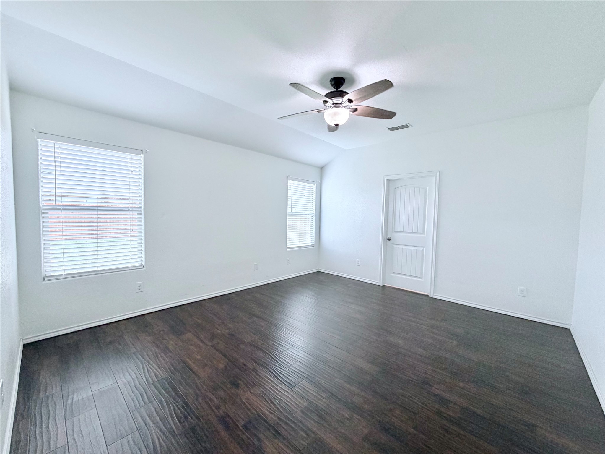 520 Cantebury Park Lane Ponder TX 76259