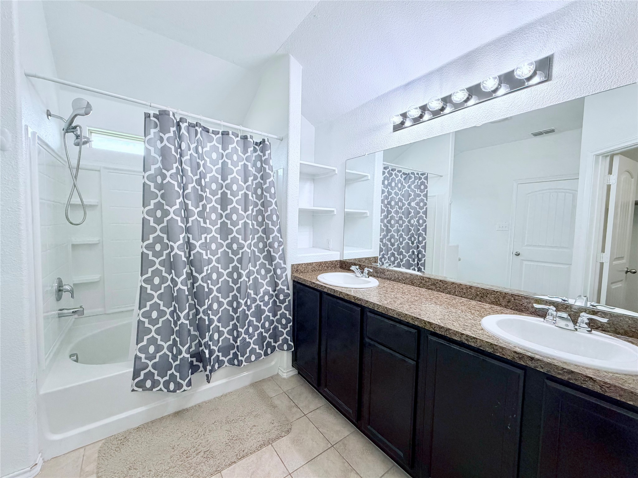 520 Cantebury Park Lane Ponder TX 76259