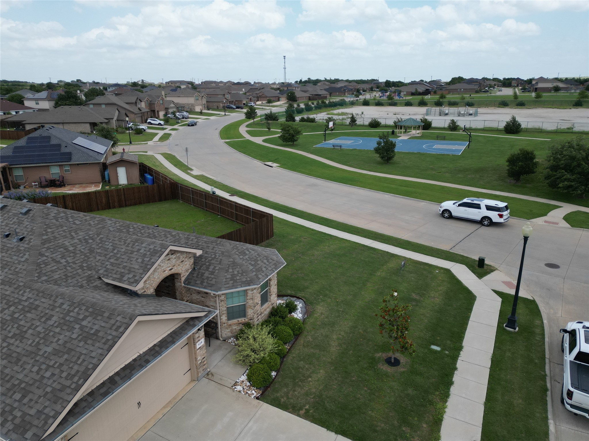 520 Cantebury Park Lane Ponder TX 76259