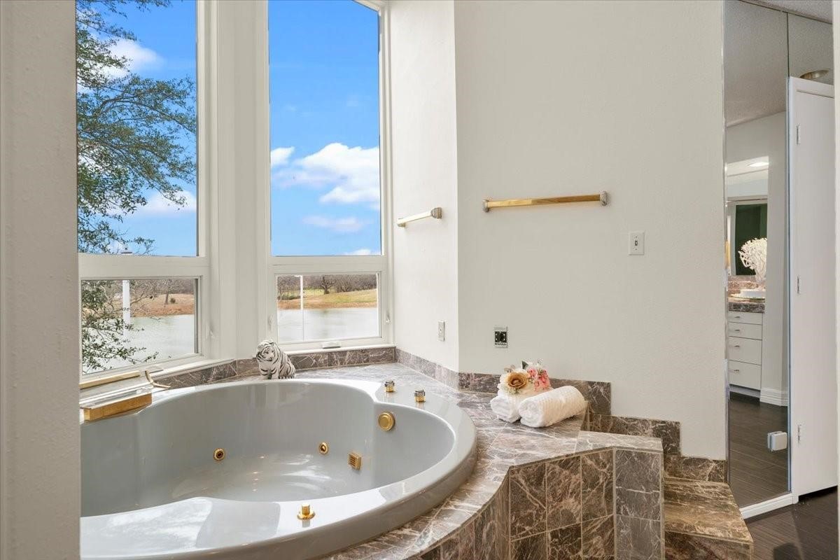 10827 Saint John Road Pilot Point TX 76258