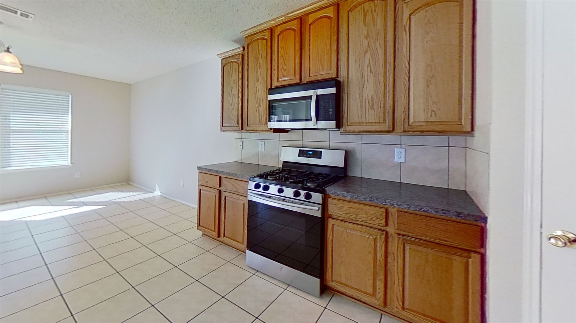 478 Clearbranch Drive Lancaster TX 75146