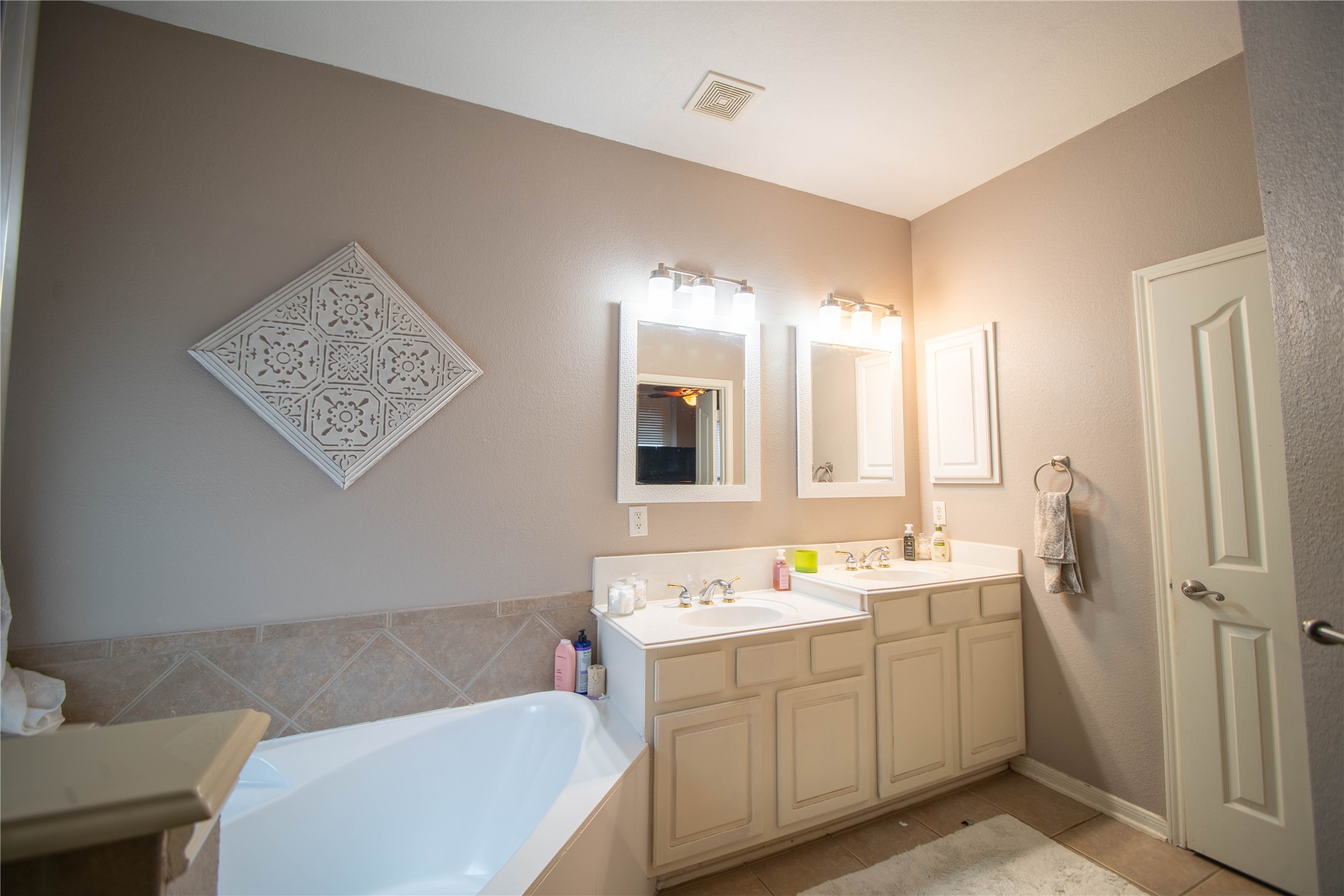 1580 Bonham Parkway Lantana TX 76226