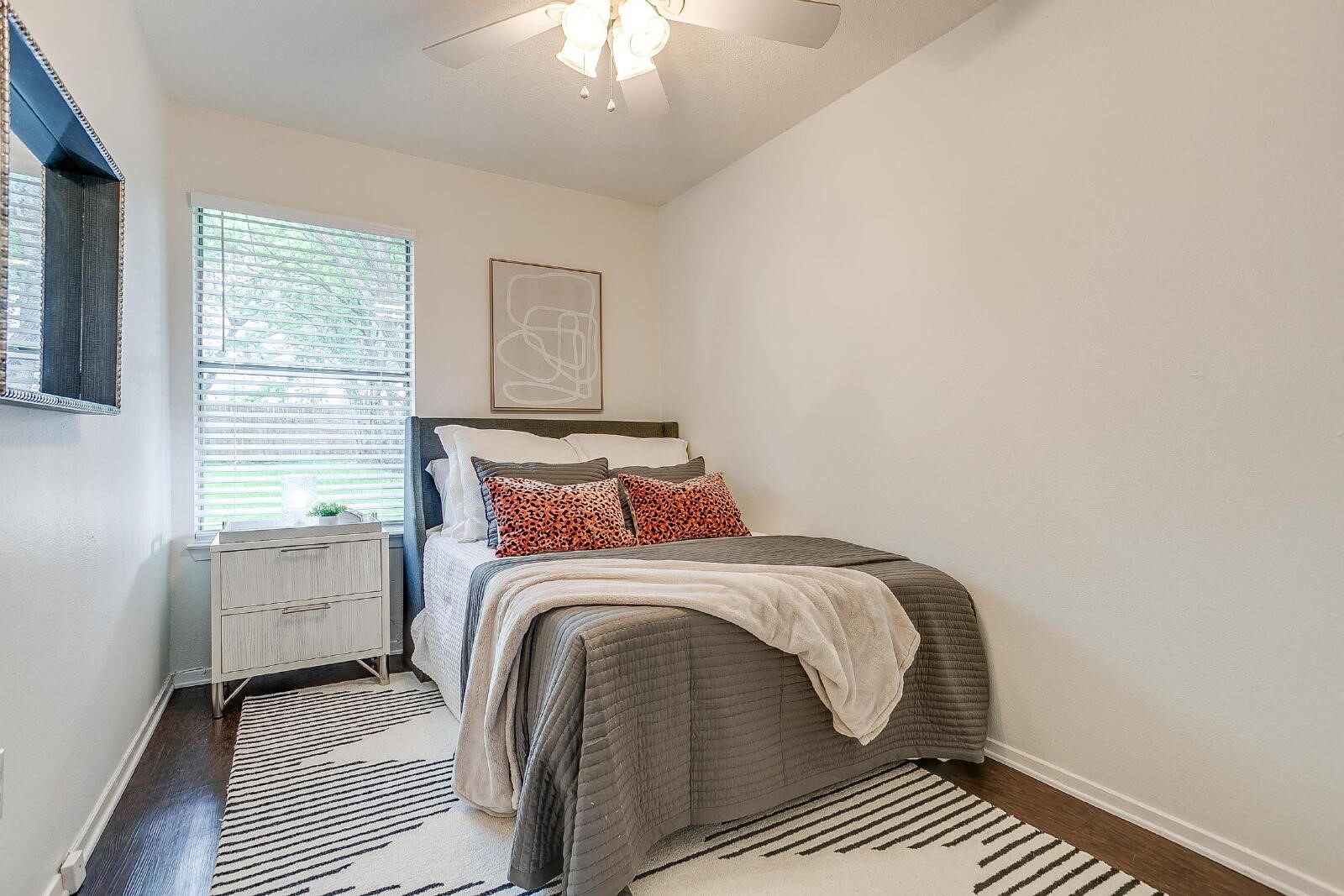 2215 5th Avenue Fort Worth TX 76110