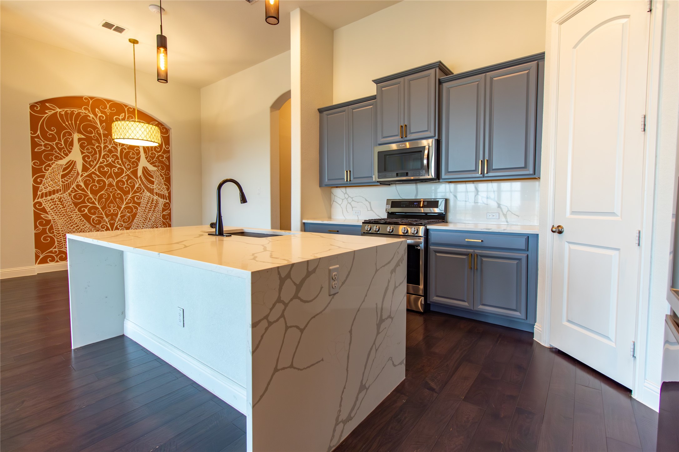 720 Field Crossing Little Elm TX 76227