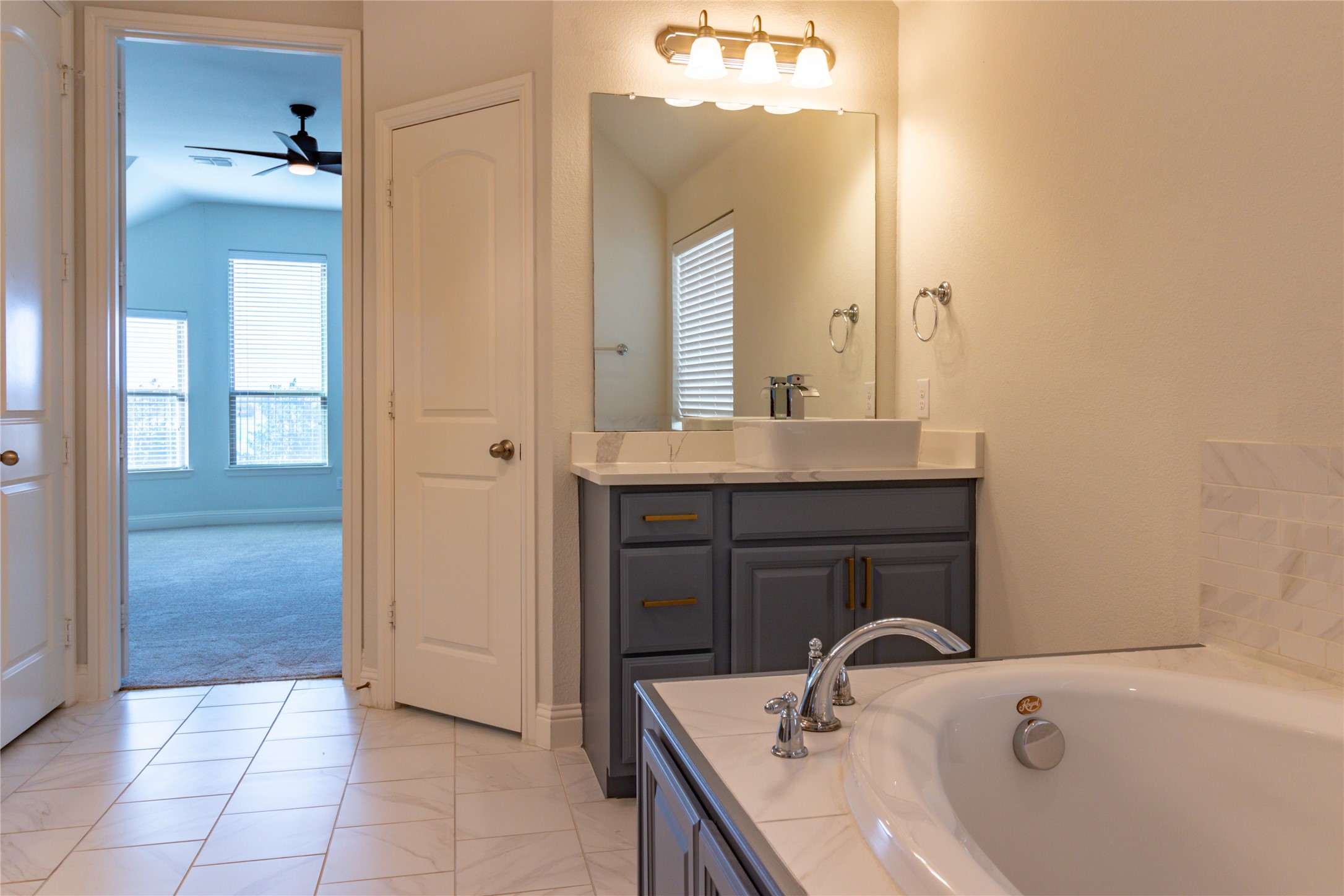 720 Field Crossing Little Elm TX 76227