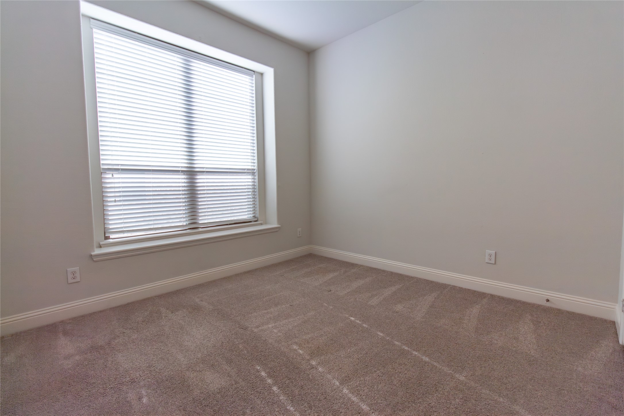 720 Field Crossing Little Elm TX 76227