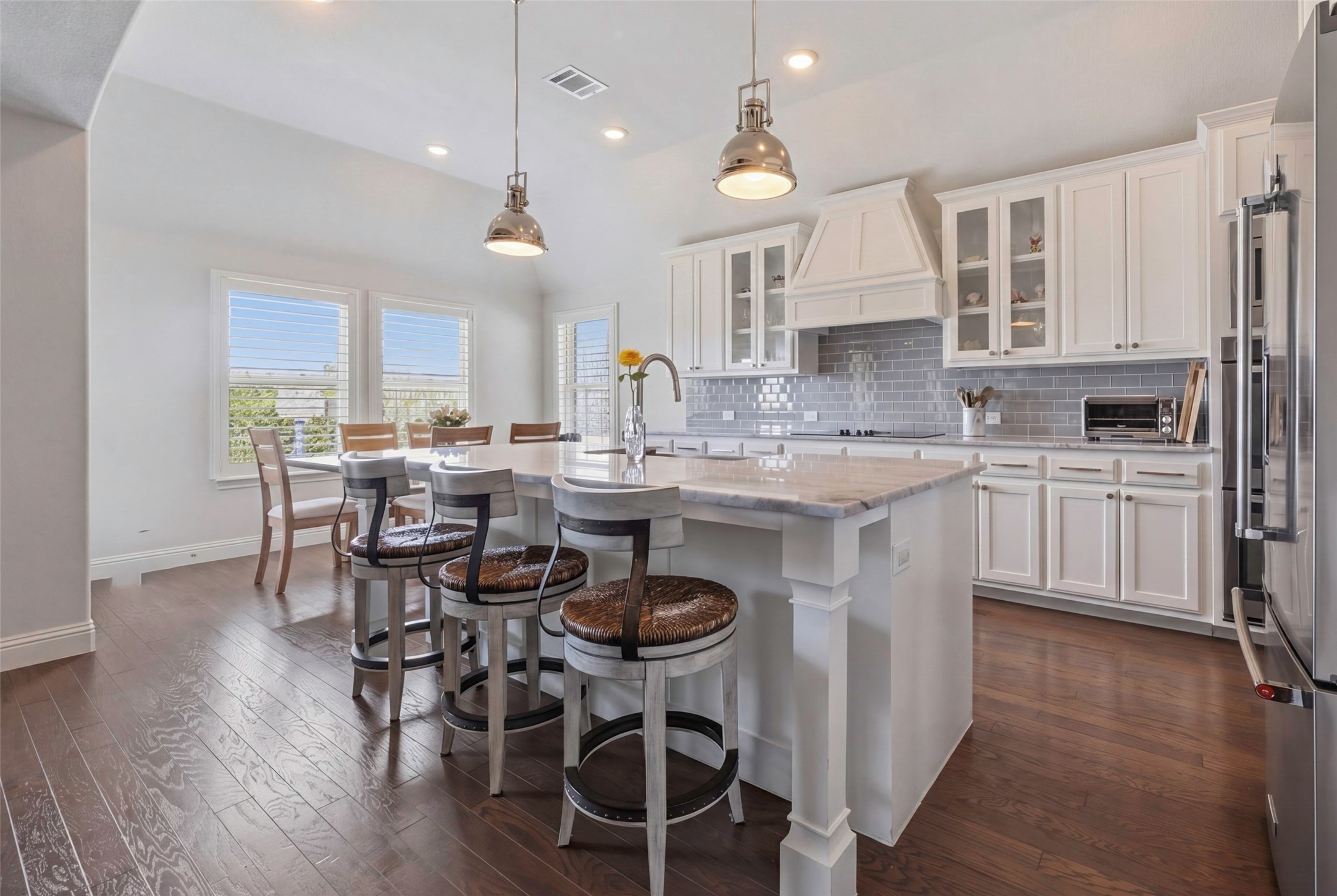 536 Inwood Street Benbrook TX 76126
