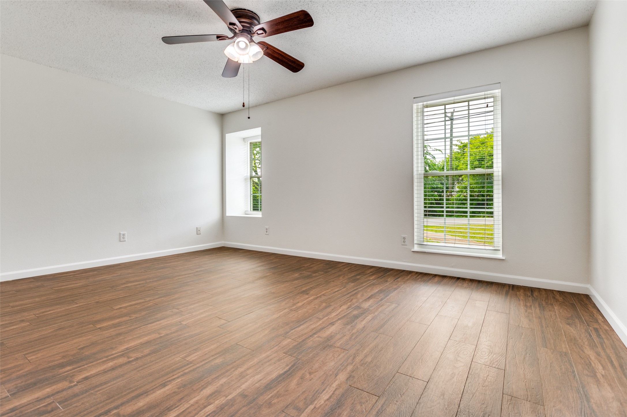 232 S Pipeline Road W Euless TX 76040