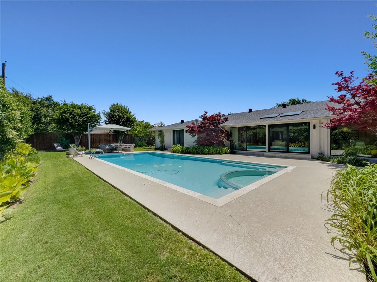 7049 Gateridge Drive Dallas TX 75254