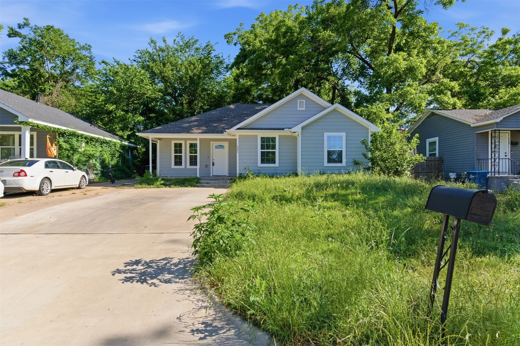521 E Sears Street Denison TX 75021