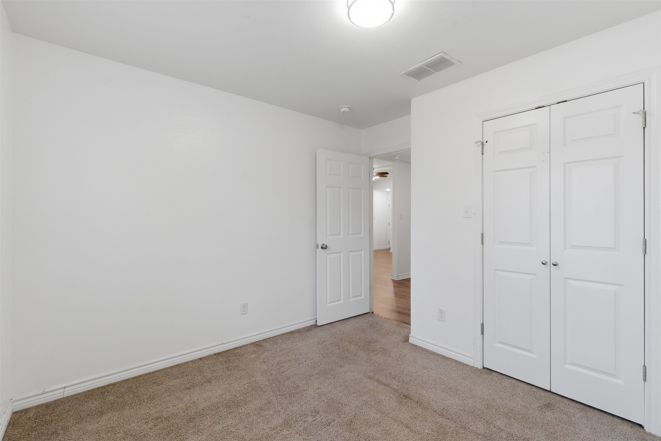 521 E Sears Street Denison TX 75021