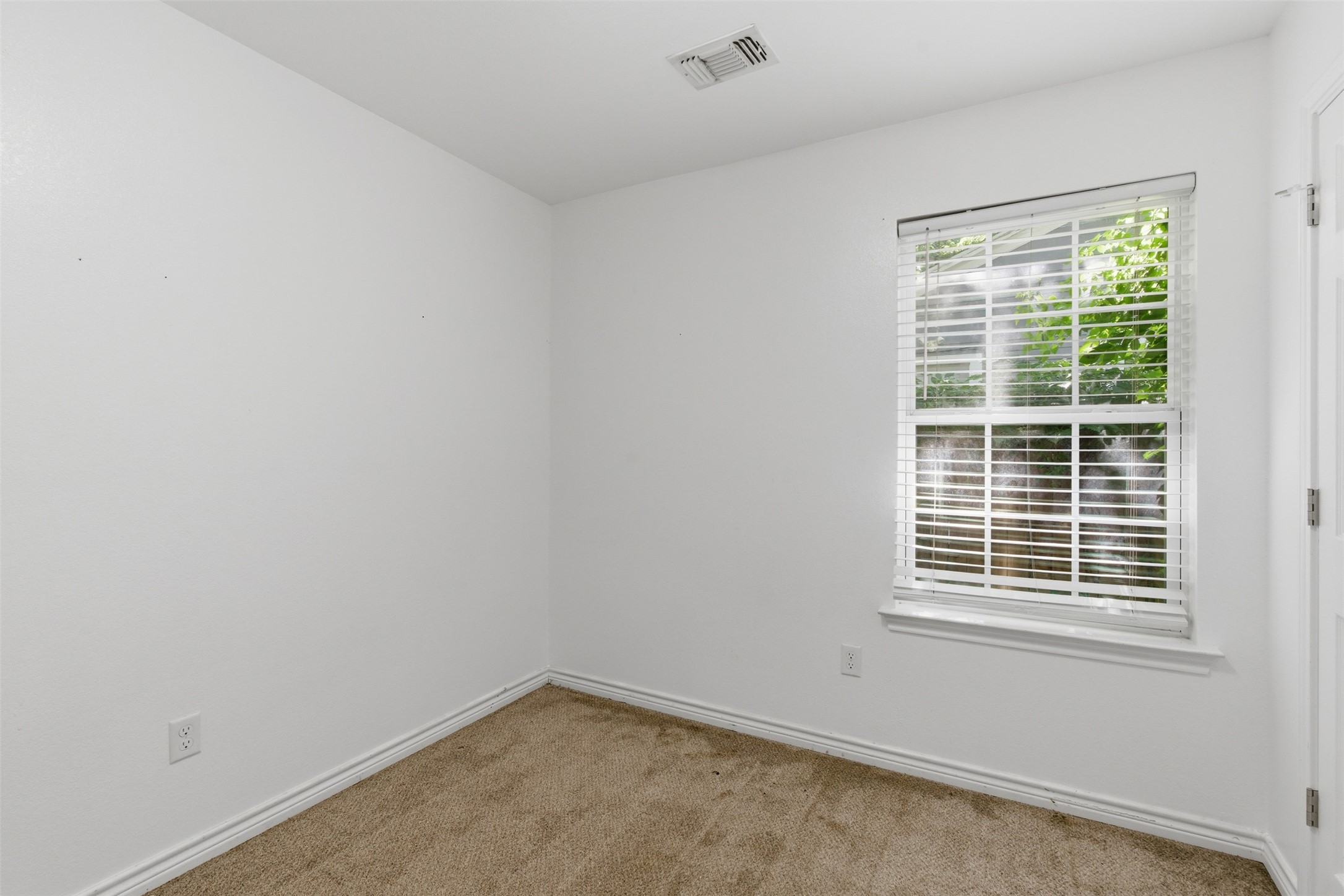 521 E Sears Street Denison TX 75021