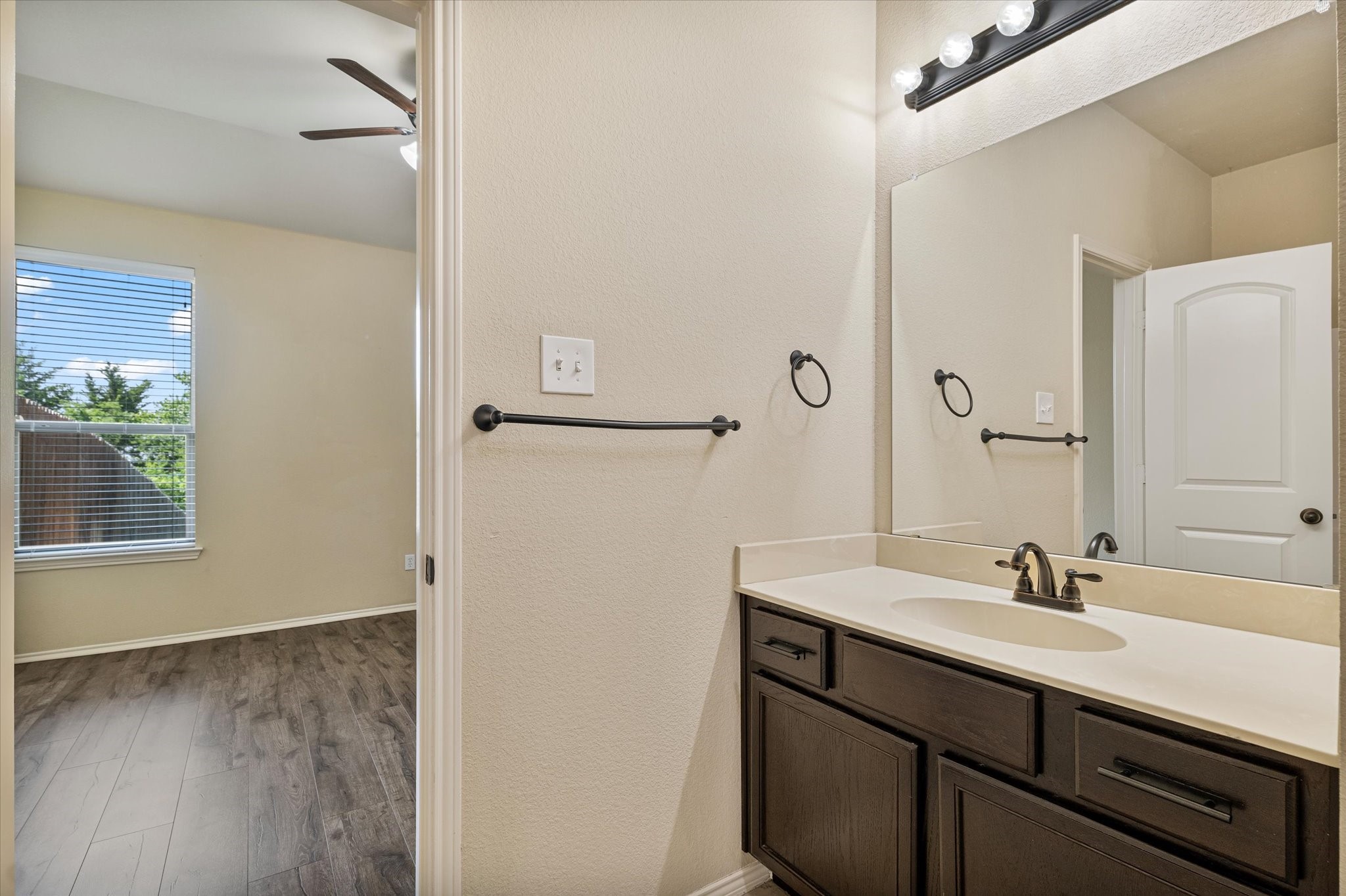 345 Orbit Drive Lavon TX 75166