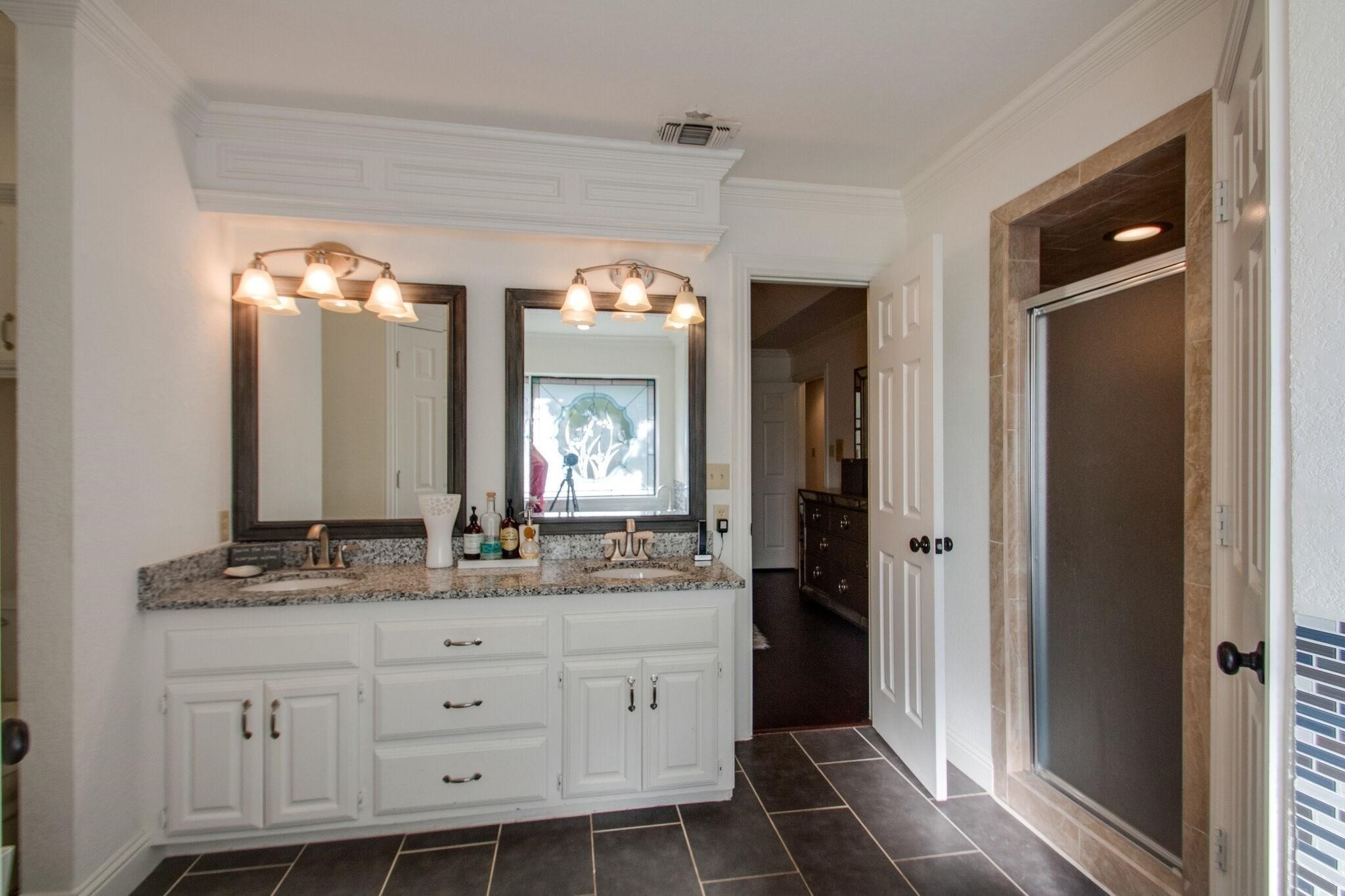1335 Glen Cove Southlake TX 76092