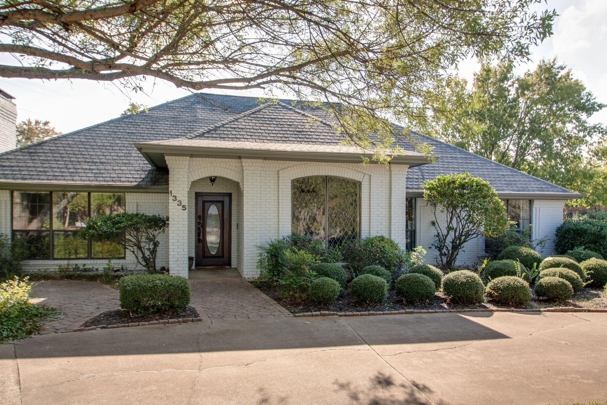 1335 Glen Cove Southlake TX 76092