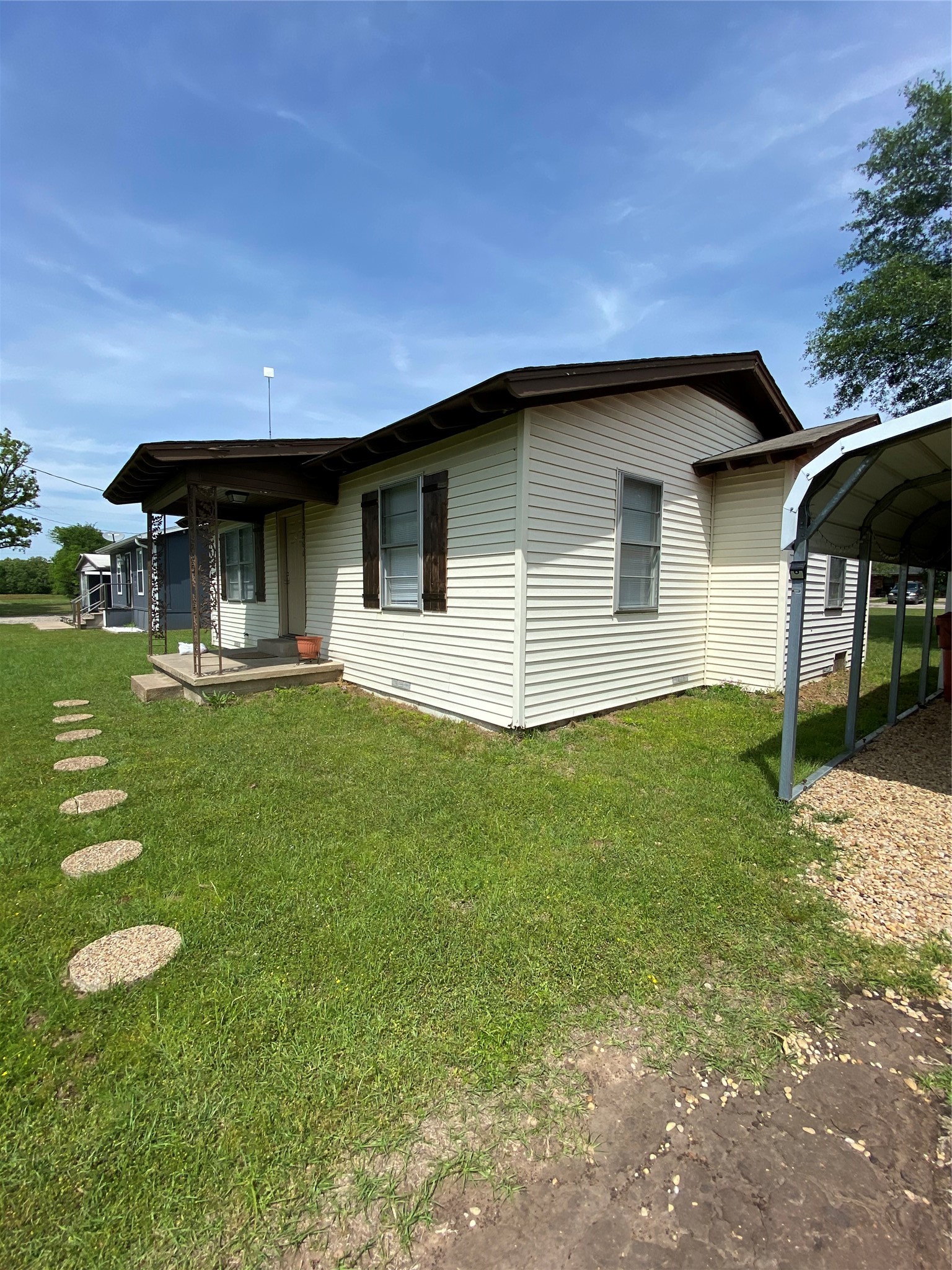 1260 Vz County Road 1810 Grand Saline TX 75140