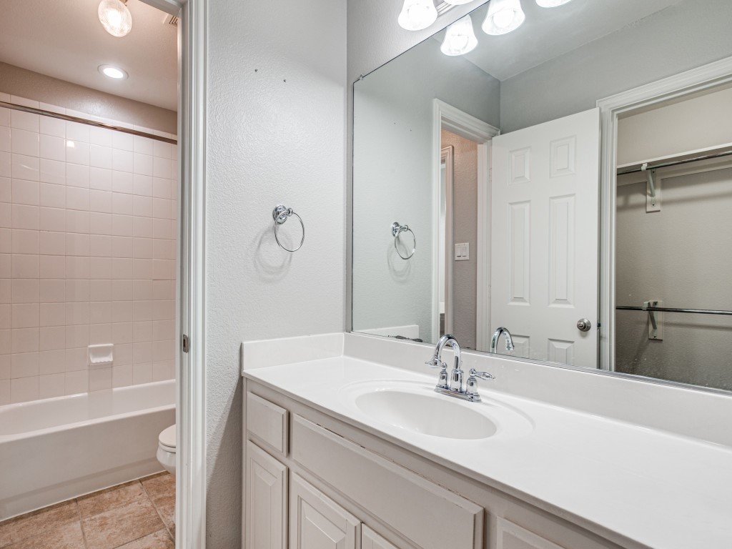 9609 Sam Bass Trail Fort Worth TX 76244
