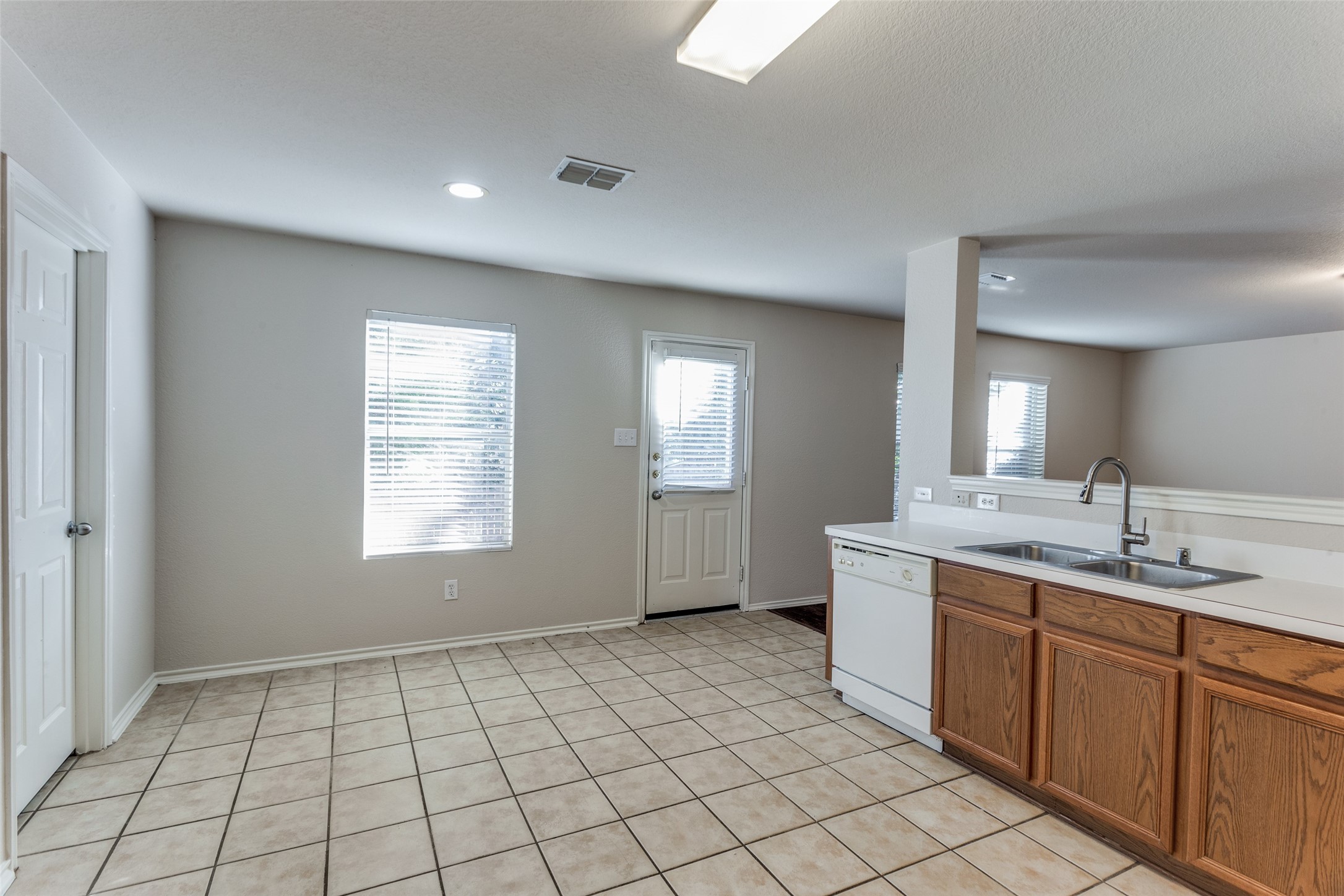 1145 Maplewood Lane Crowley TX 76036