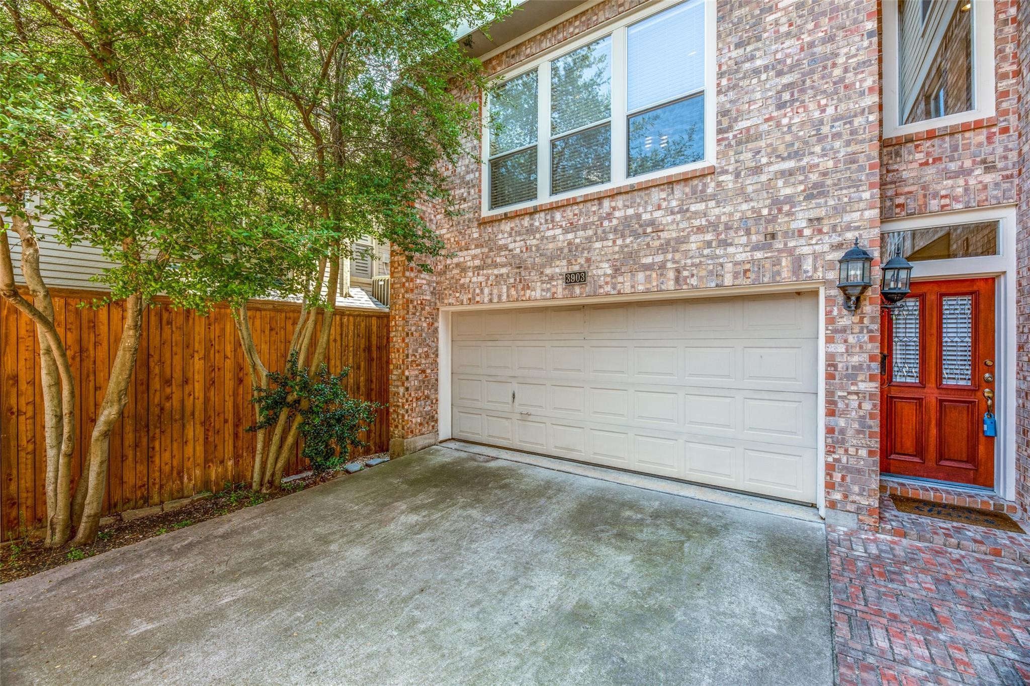 3903 Holland Avenue Dallas TX 75219