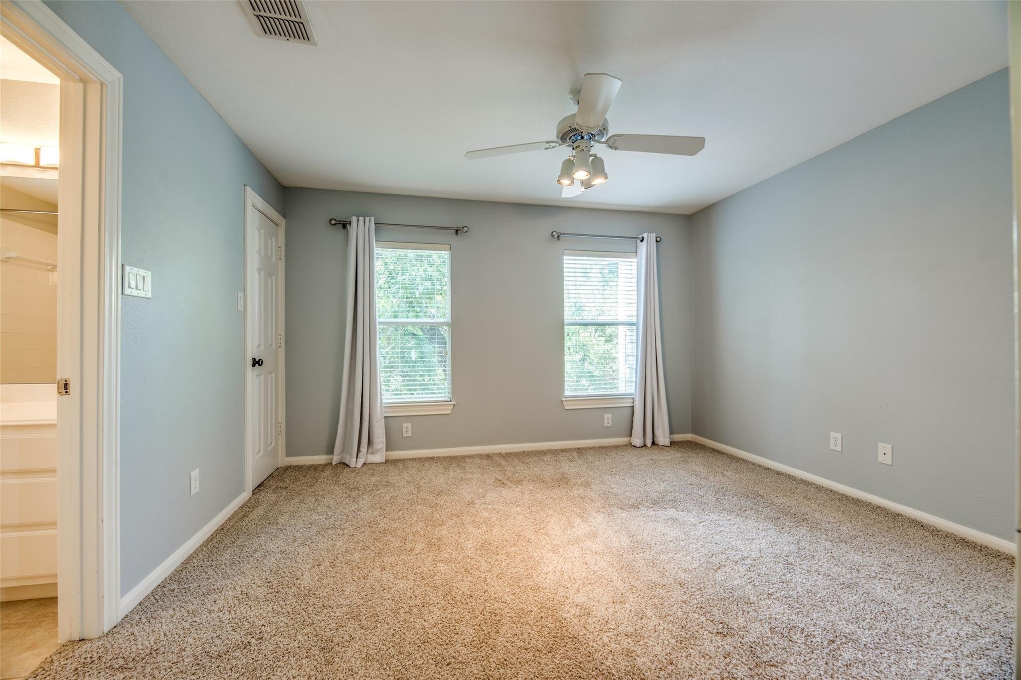 3903 Holland Avenue Dallas TX 75219