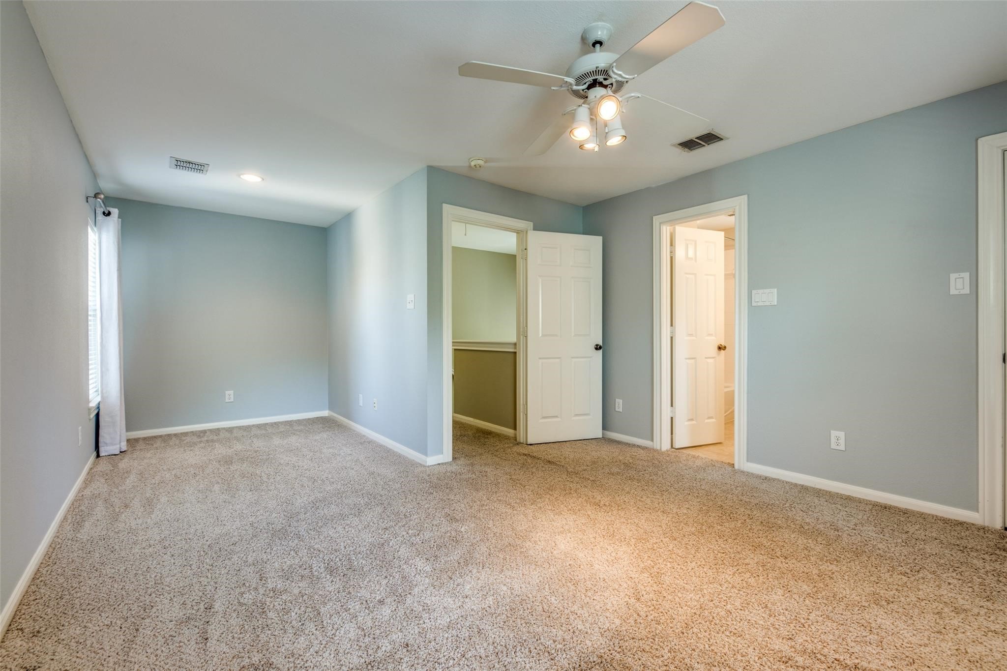 3903 Holland Avenue Dallas TX 75219