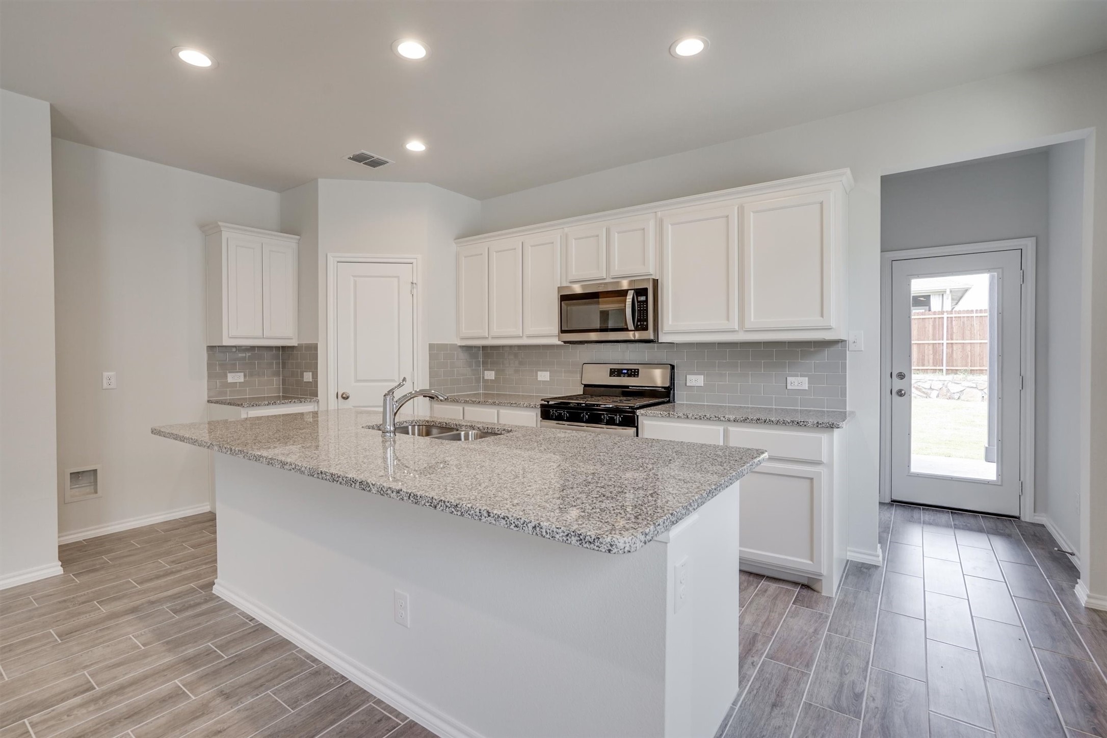 2330 Aspen Hill Drive Forney TX 75126