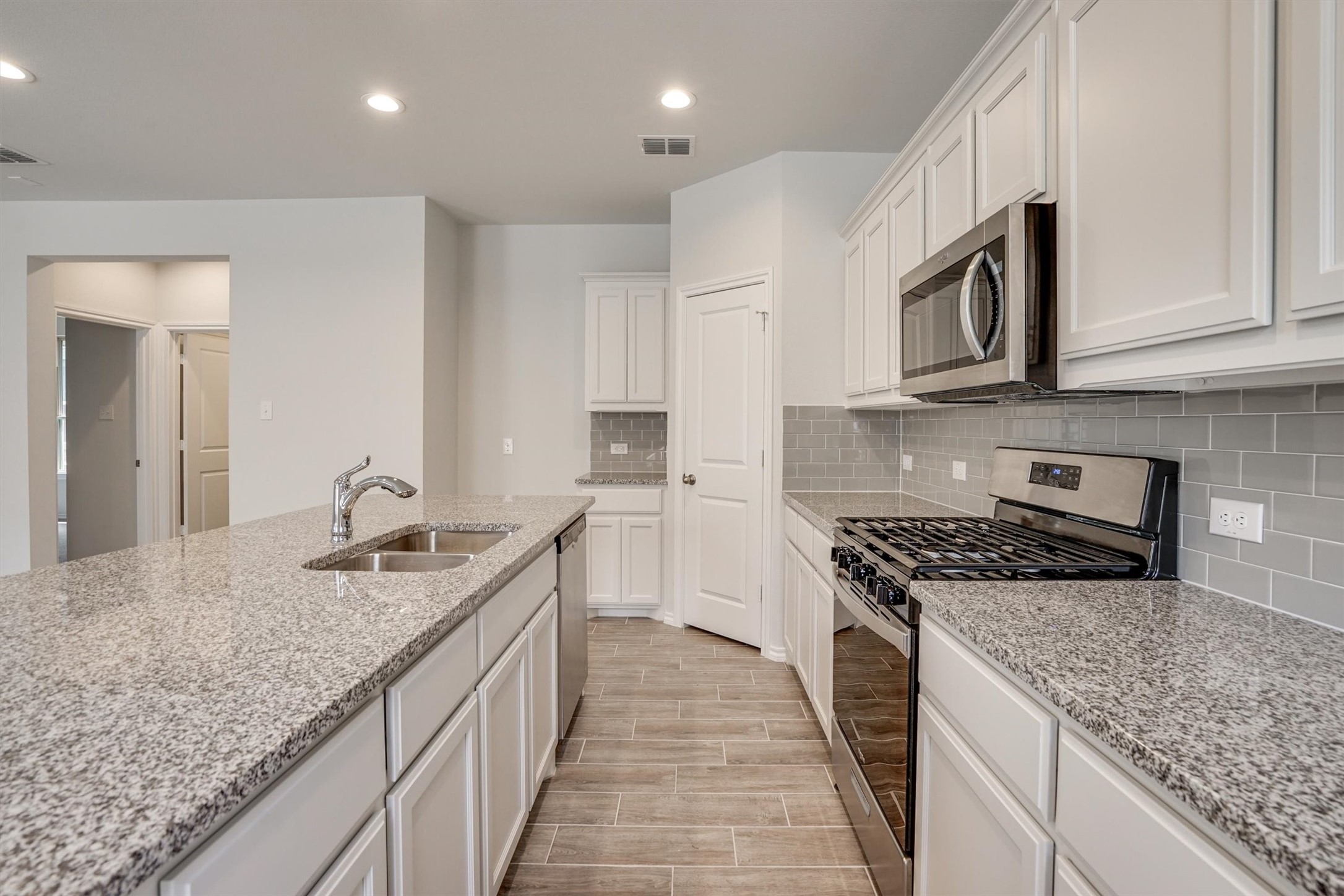 2330 Aspen Hill Drive Forney TX 75126