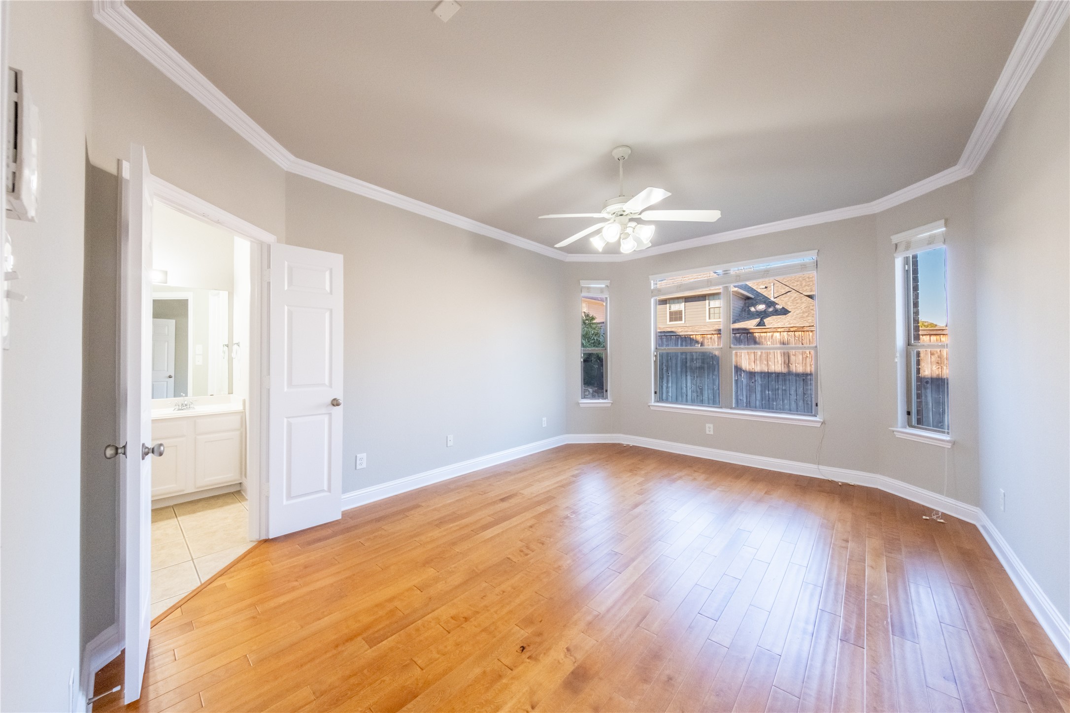1067 Valley Vista Drive Irving TX 75063
