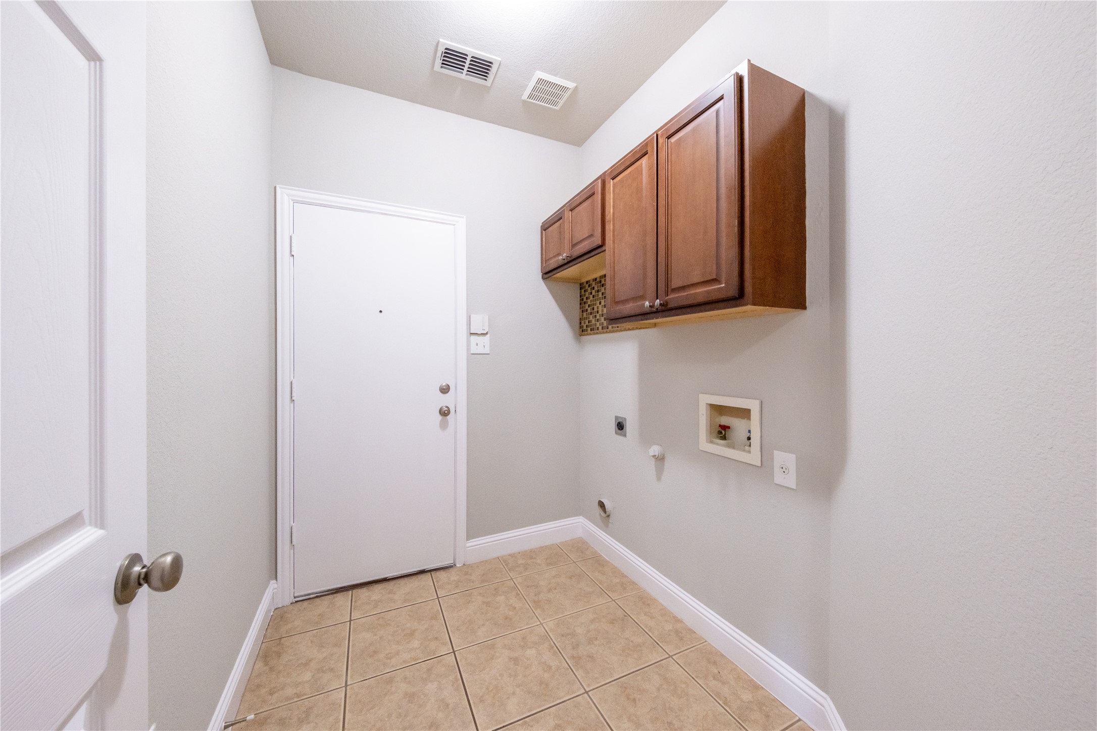 1067 Valley Vista Drive Irving TX 75063