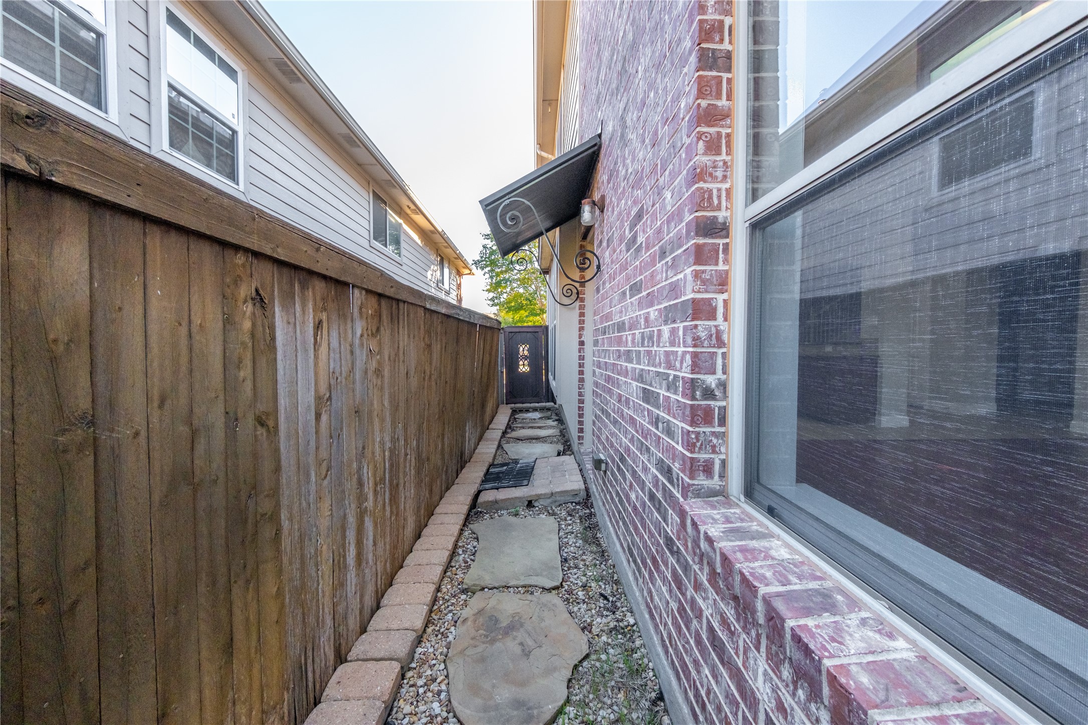 1067 Valley Vista Drive Irving TX 75063