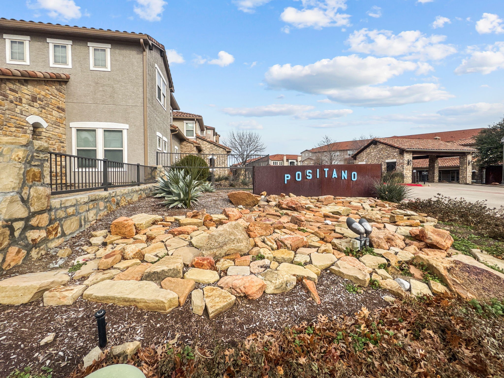 545 Via Amalfi Irving TX 75039
