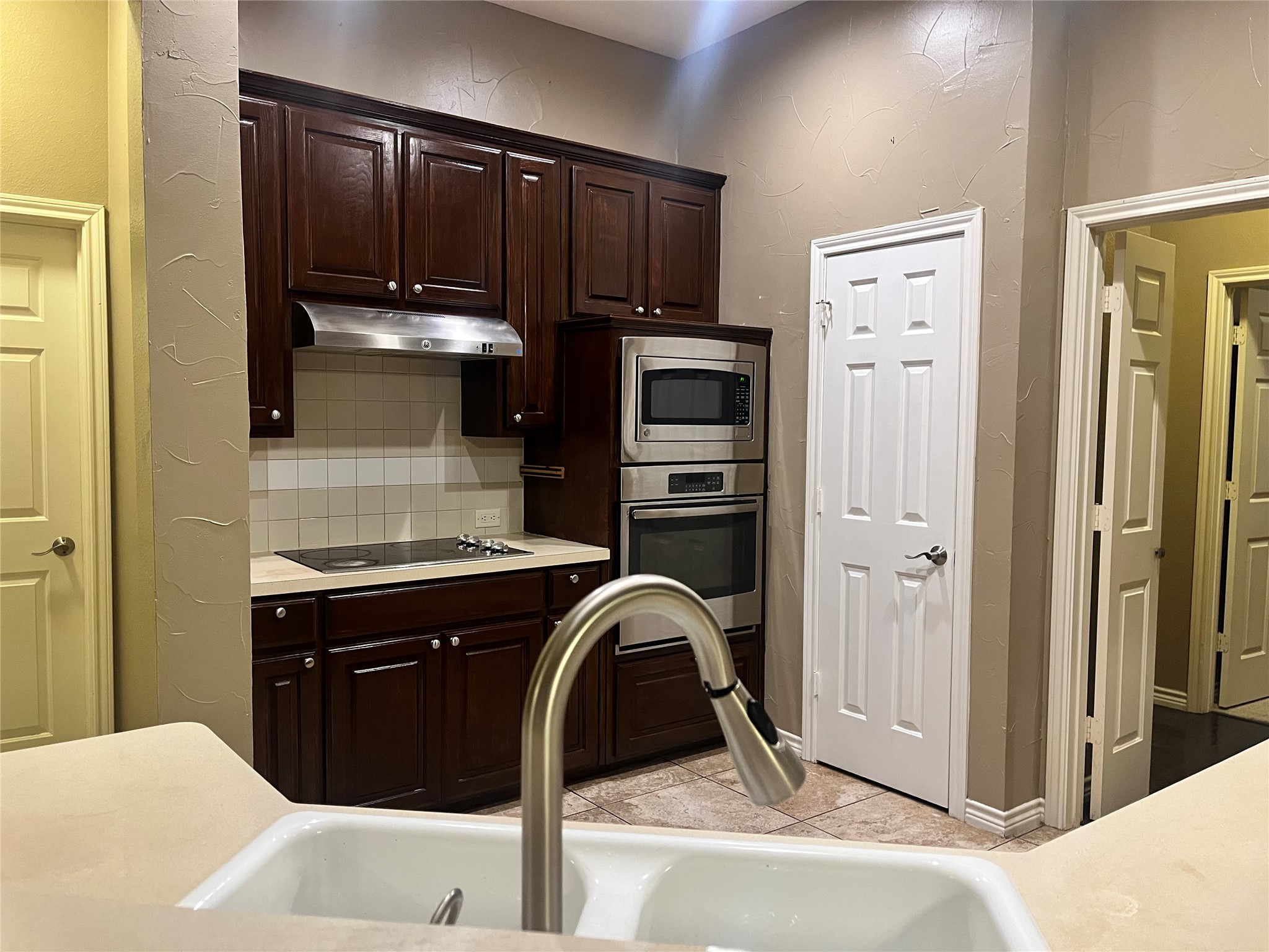 5313 Stone Brooke Crossing Mckinney TX 75072