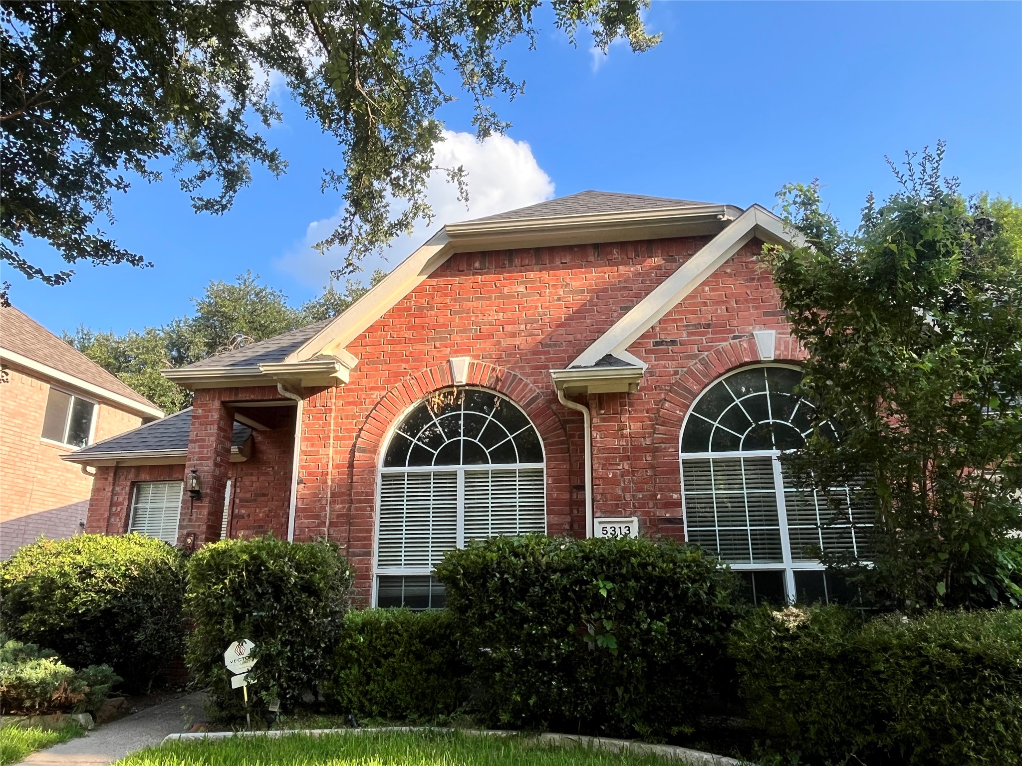 5313 Stone Brooke Crossing Mckinney TX 75072