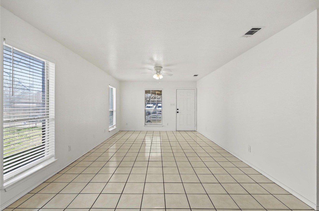 5169 E Rim Road Dallas TX 75211