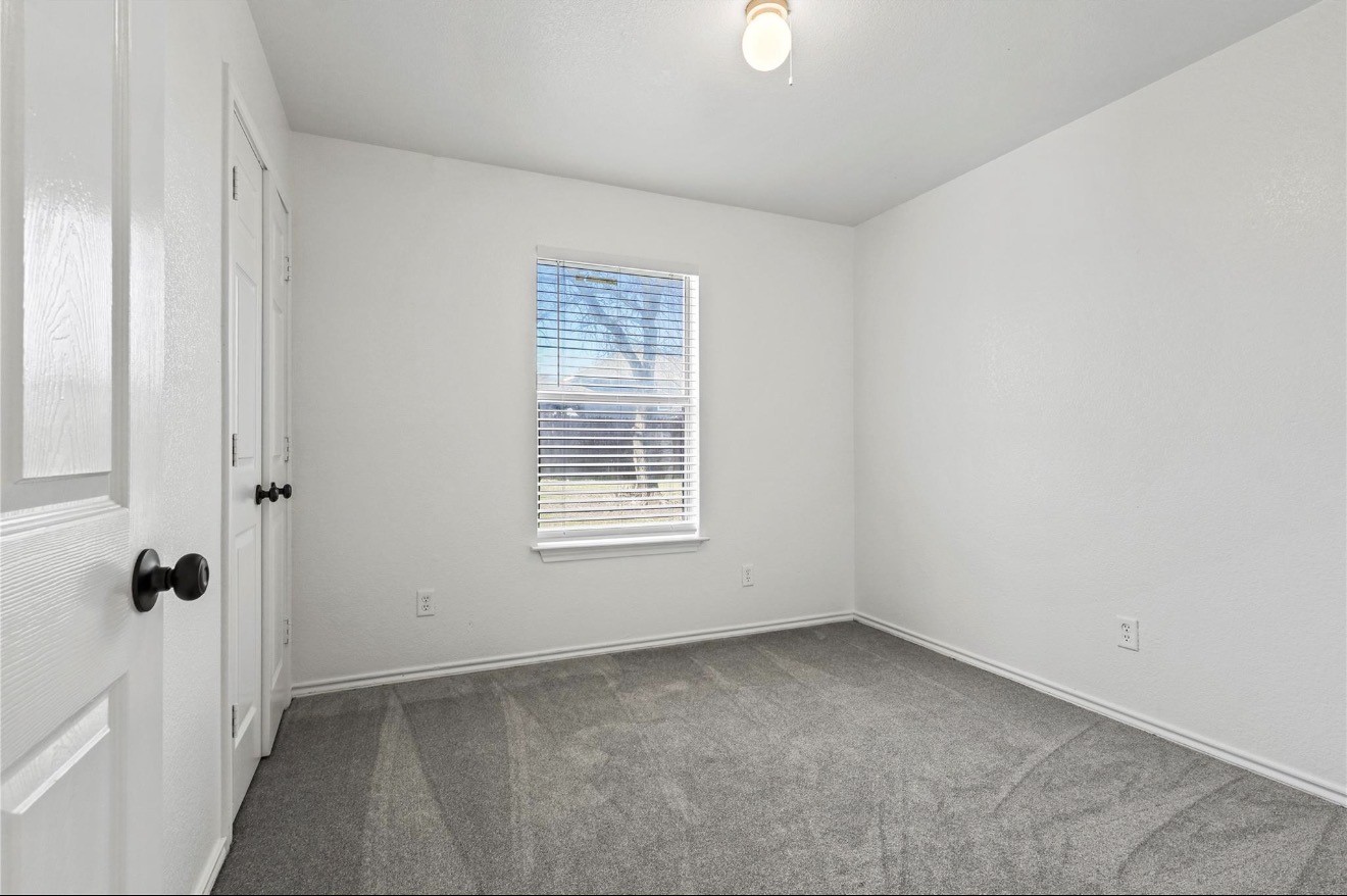 5169 E Rim Road Dallas TX 75211