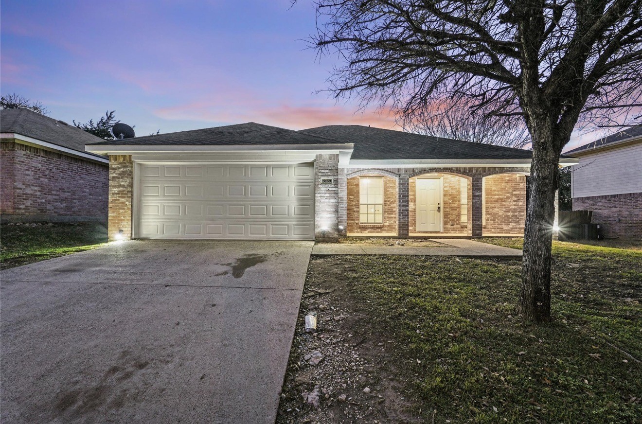 5169 E Rim Road Dallas TX 75211