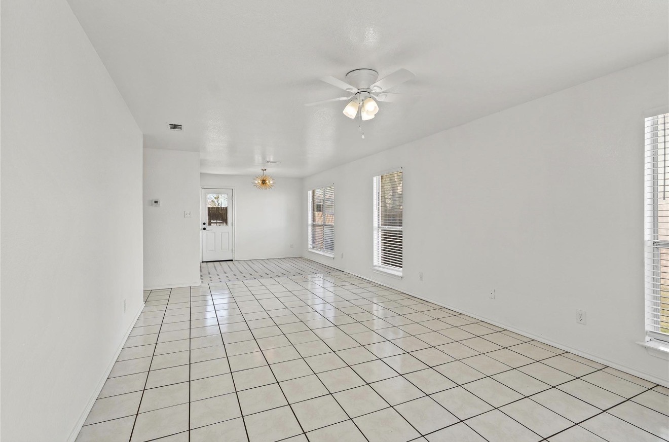 5169 E Rim Road Dallas TX 75211