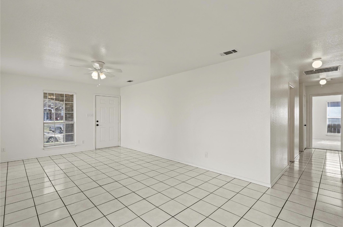 5169 E Rim Road Dallas TX 75211