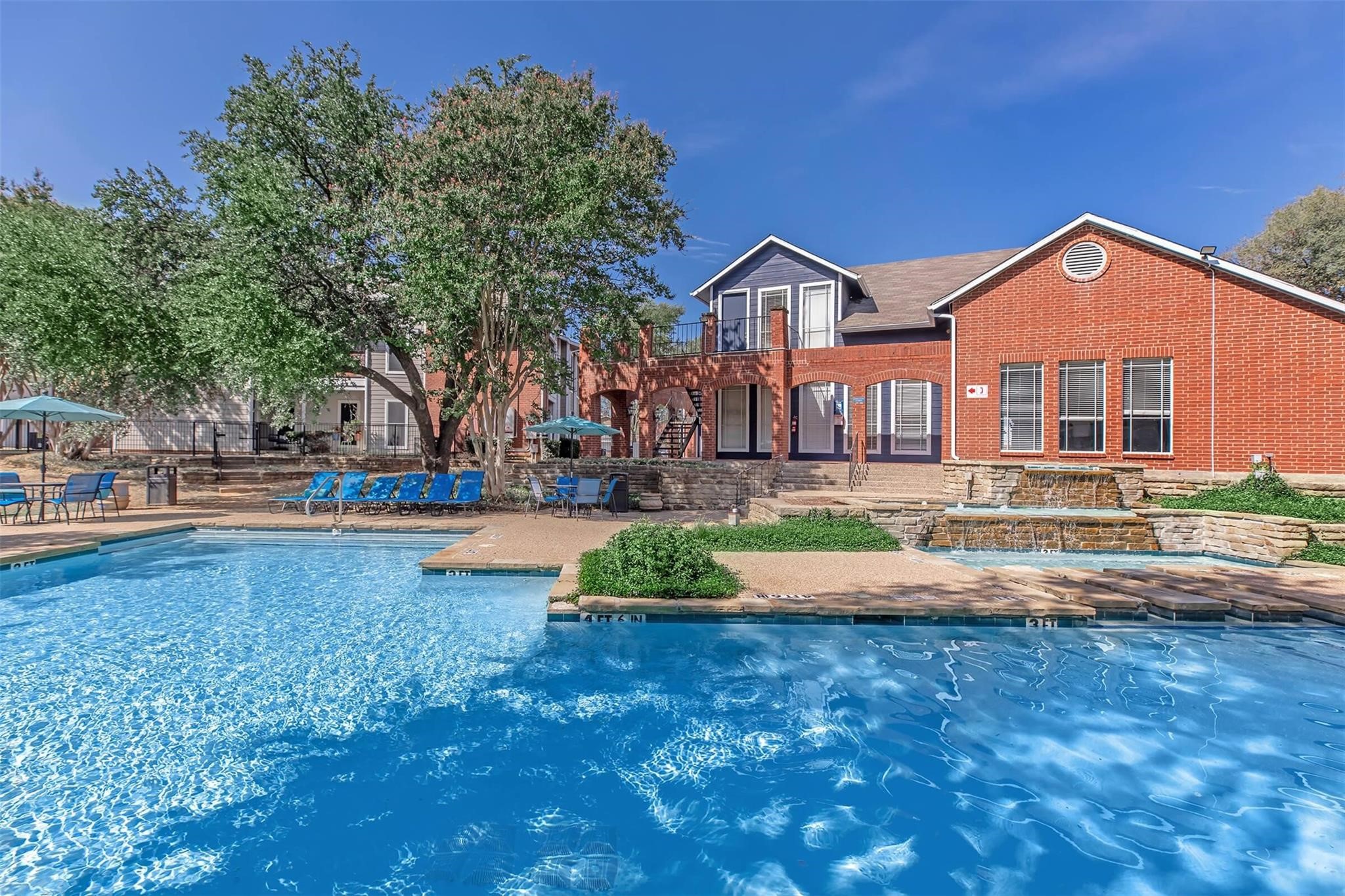 1826 Esters Road Irving TX 75061