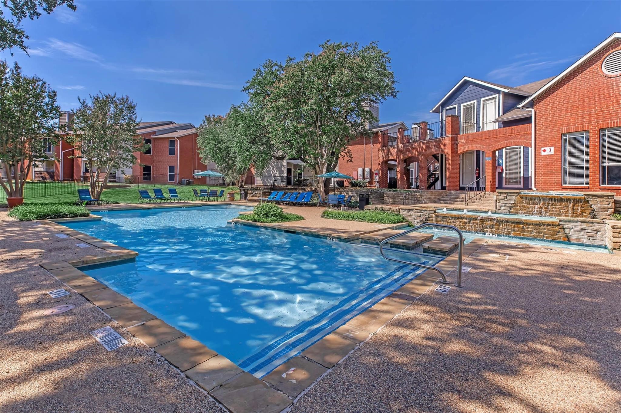 1826 Esters Road Irving TX 75061