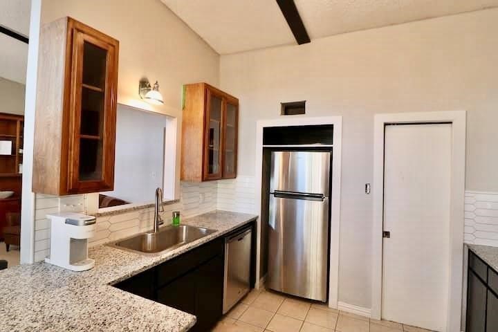 2708 Mccart Avenue Fort Worth TX 76110