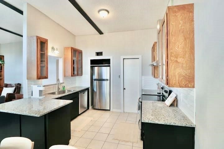 2708 Mccart Avenue Fort Worth TX 76110