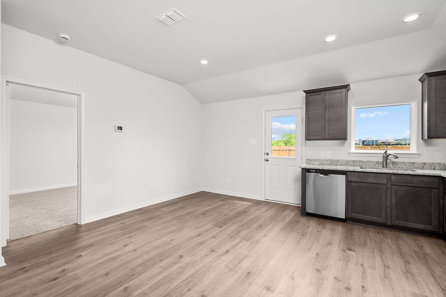 8321 White Wolf Trail Ponder TX 76259