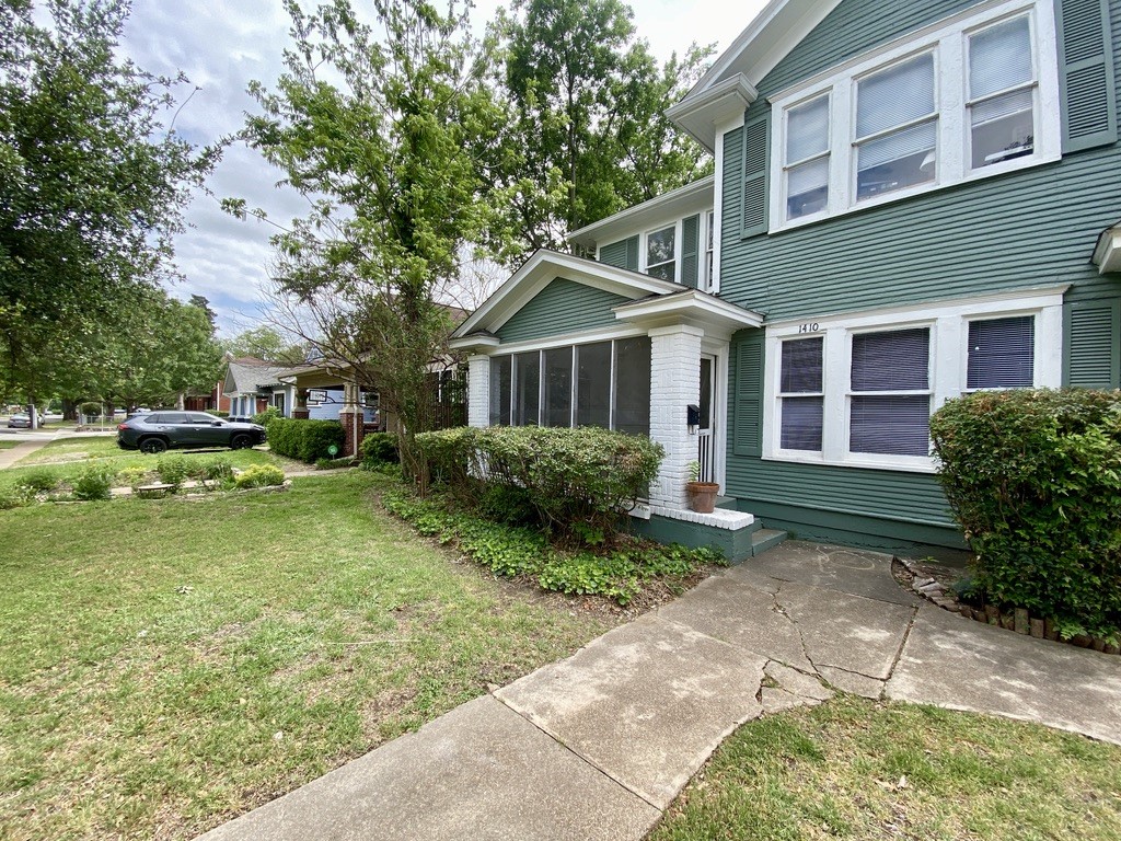 1410 Kings Highway Dallas TX 75208