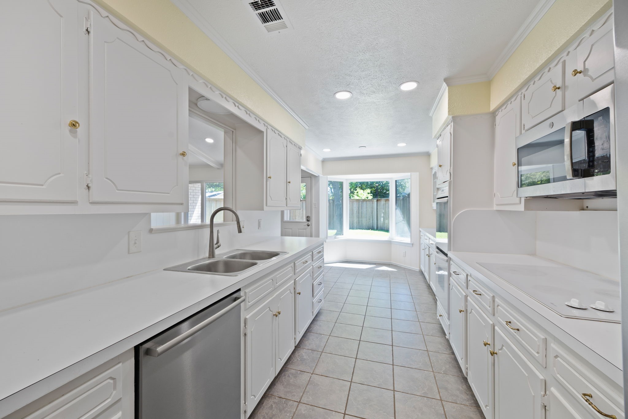 527 Twilight Trail Richardson TX 75080