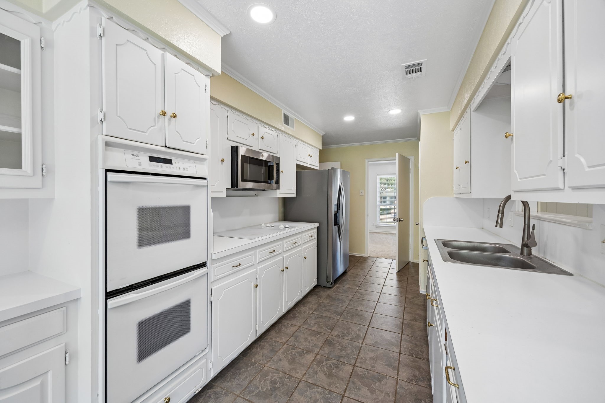 527 Twilight Trail Richardson TX 75080