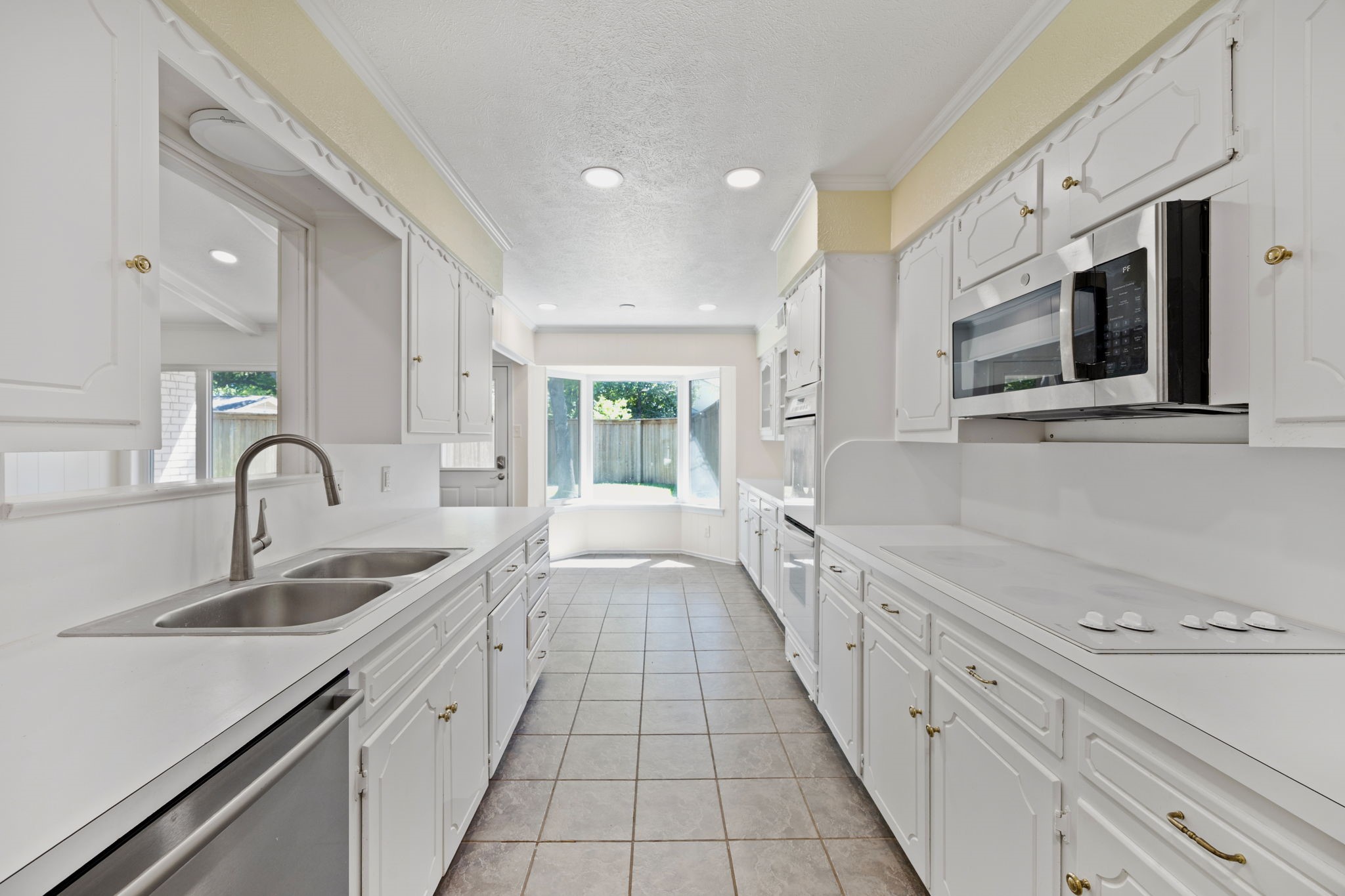 527 Twilight Trail Richardson TX 75080